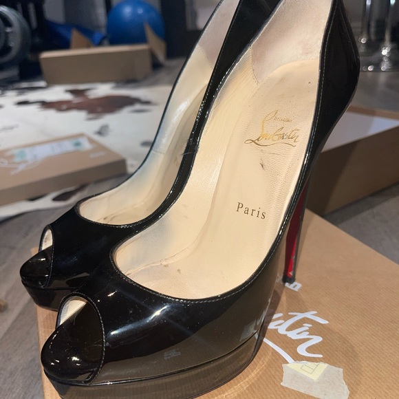 Louboutin heels - Picture 8 of 10